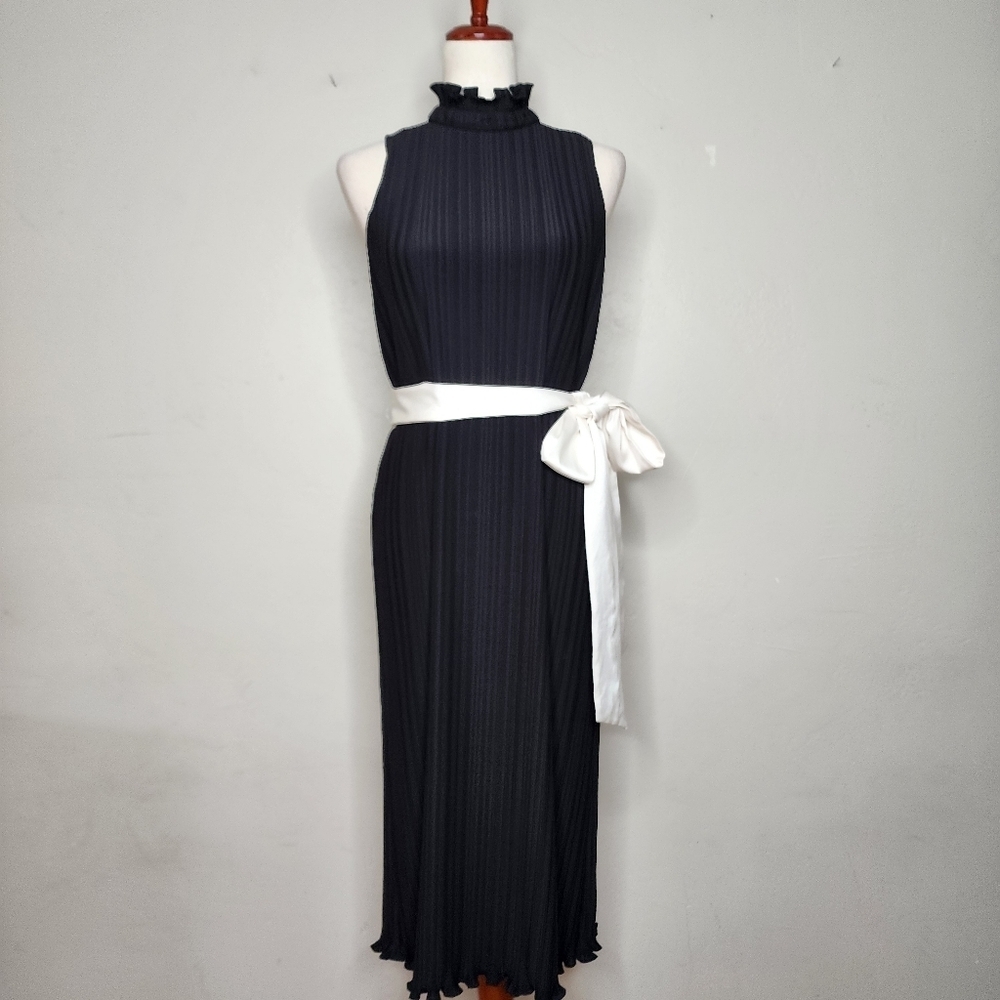 Alice + Olivia Black Midi Pleated Dress with White Waist Sash